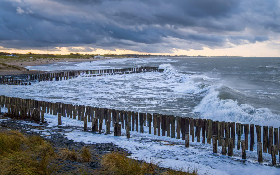 Nieuwesluis The day after storm Benjamin, a beautiful wave rolls onto the beach at Nieuwesluis, Breskens in Zeeland.