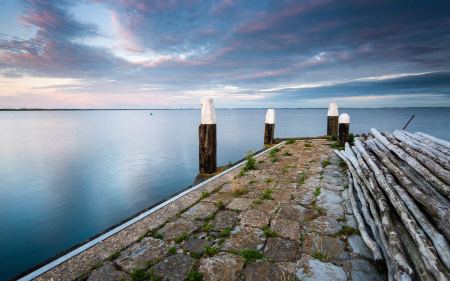 The entrance to the port of Ouddorp on the Grevelingenmeer.
